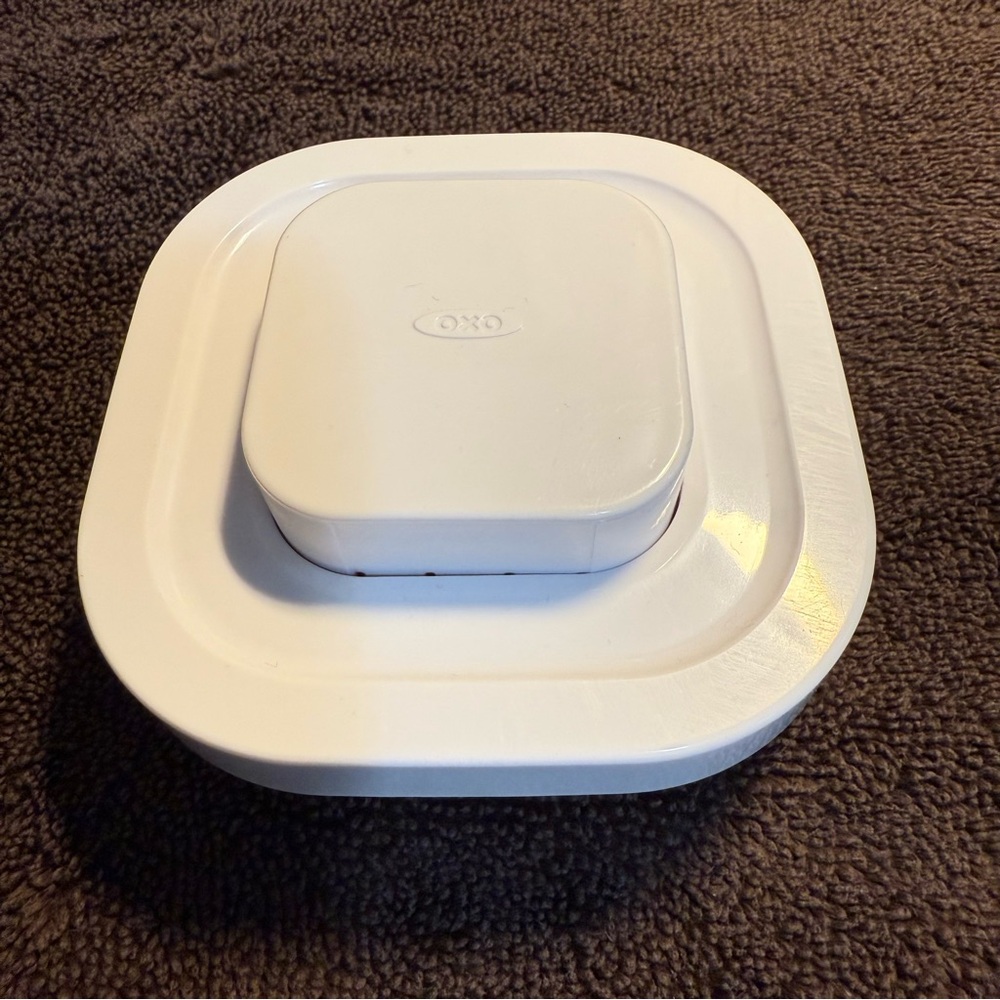 OXO Pop Container Replacement Lid with Square Push Button 4"x4" WHITE